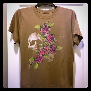 Torrid graphic tee w/ skull design size 2X